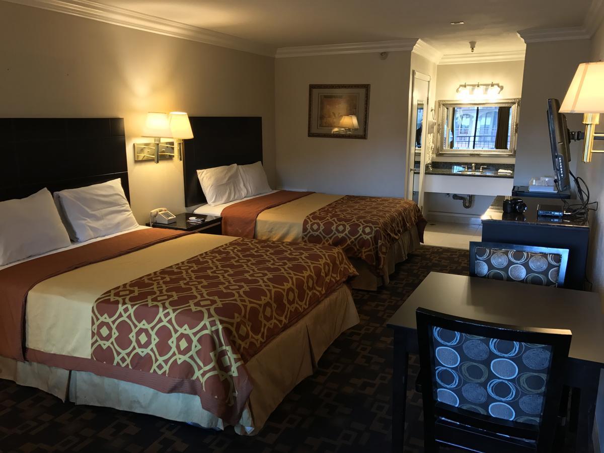 Castaic Inn Six Flags Valencia Dış mekan fotoğraf