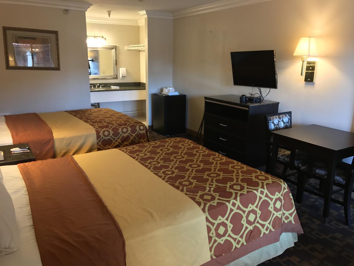 Castaic Inn Six Flags Valencia Dış mekan fotoğraf